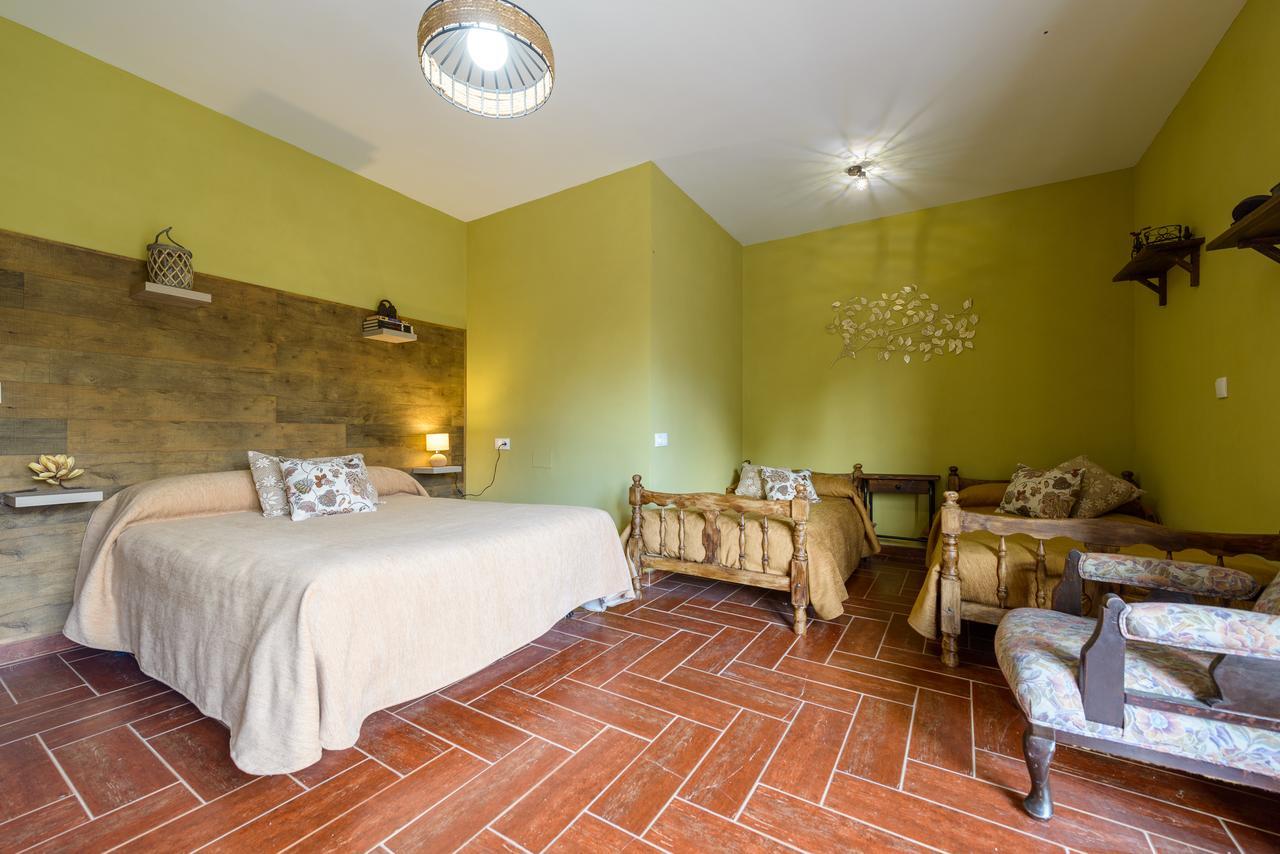 Lanjaron Rural Apartamentos ภายนอก รูปภาพ