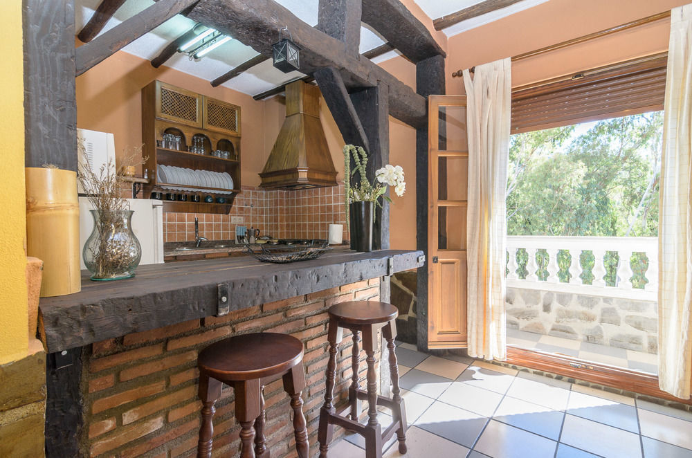 Lanjaron Rural Apartamentos ภายนอก รูปภาพ