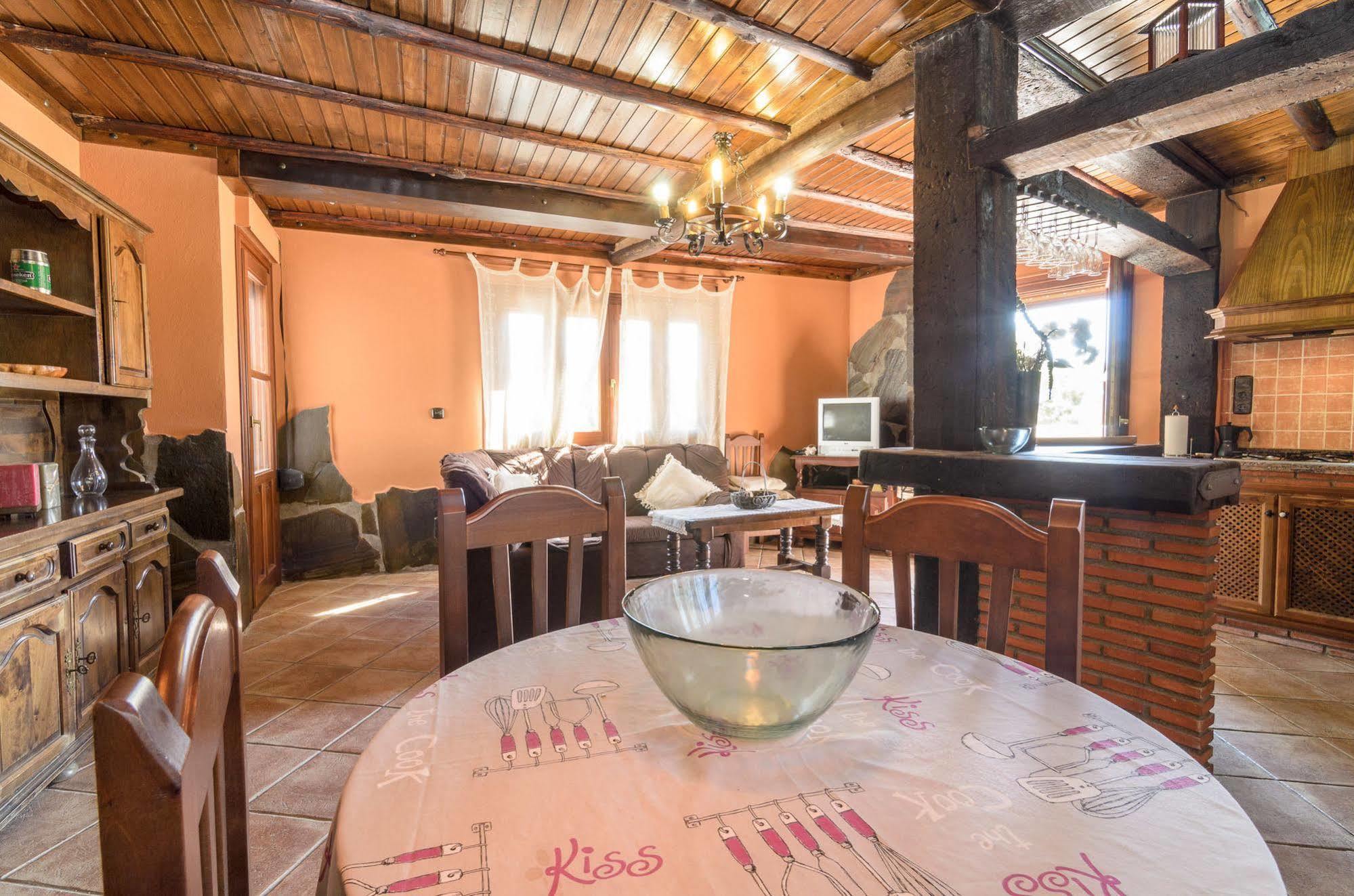 Lanjaron Rural Apartamentos ภายนอก รูปภาพ